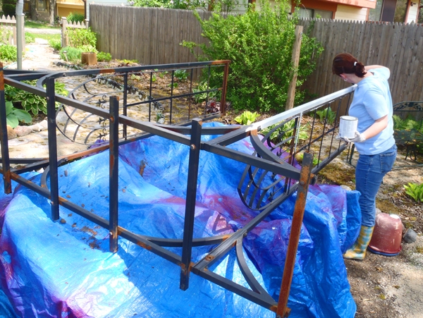 Recycling a Metal Arbor Primer