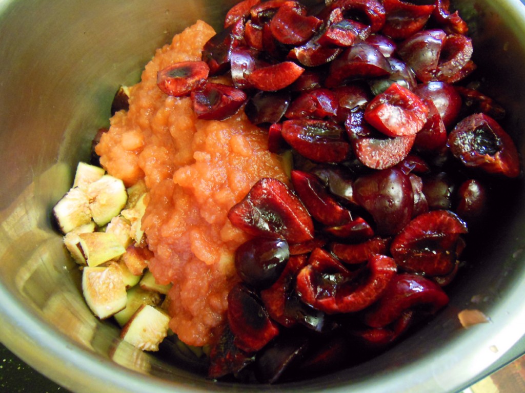 Chopped figs, cherries, and applesauce together.