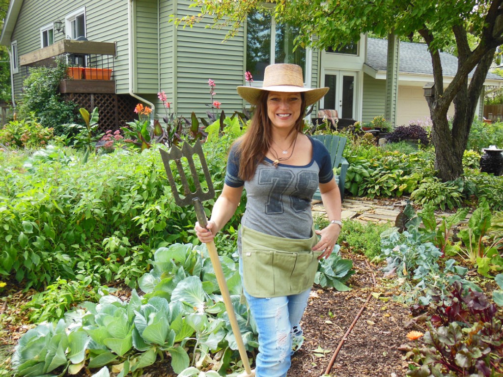 Shawna Coronado in her front lawn garden. ⋆ Shawna Coronado