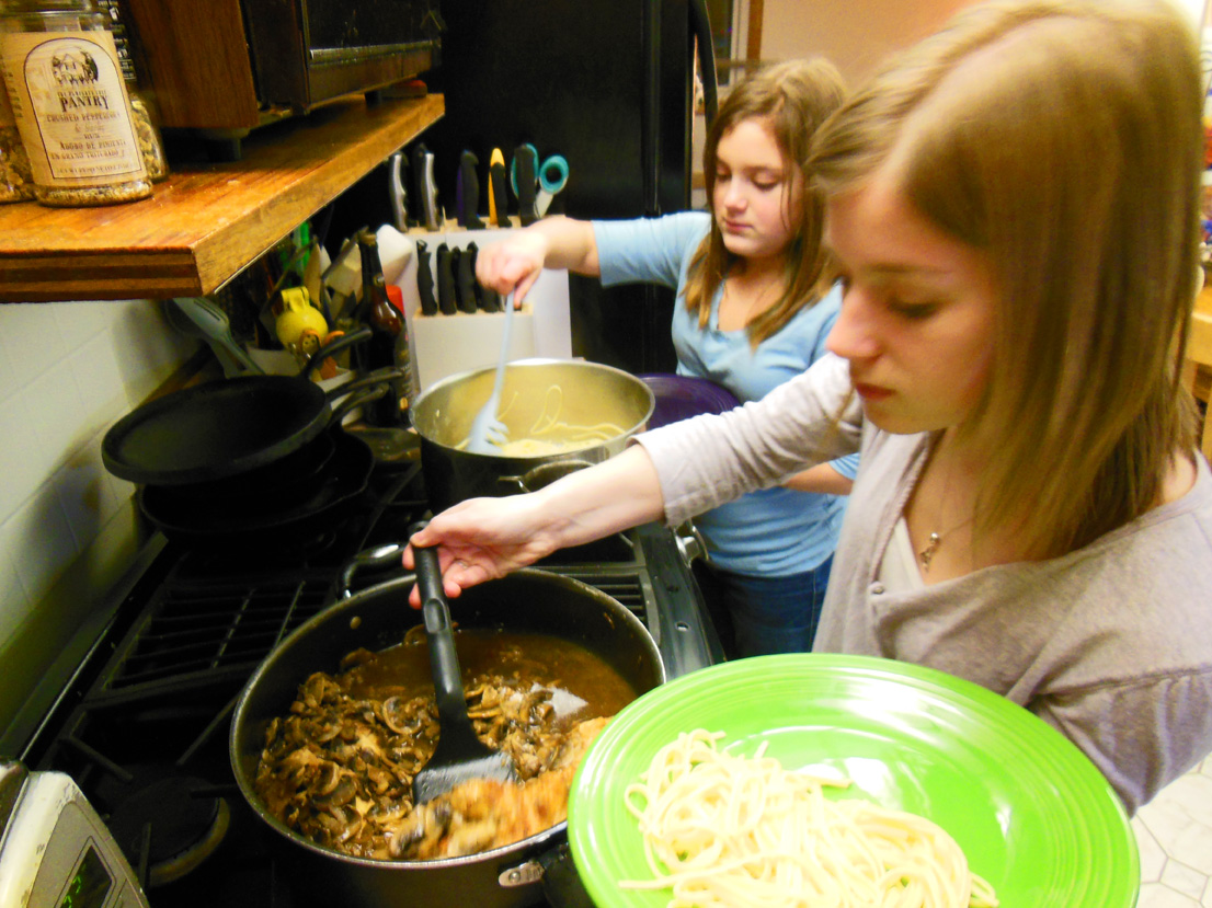 Kids serving up chicken marsala