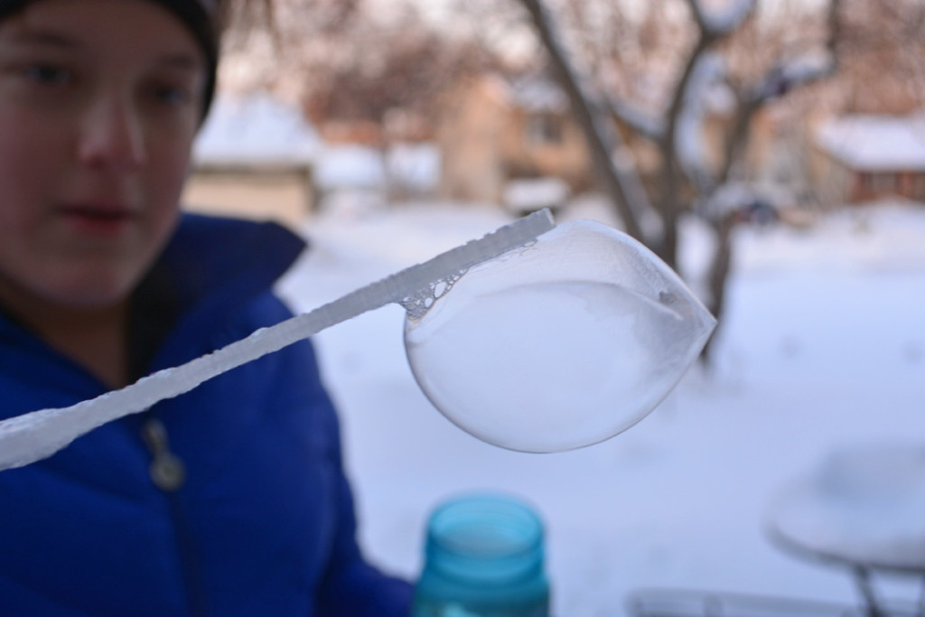 Blowing Bubbles in Minus 45 Degree Temps Pop Bubble