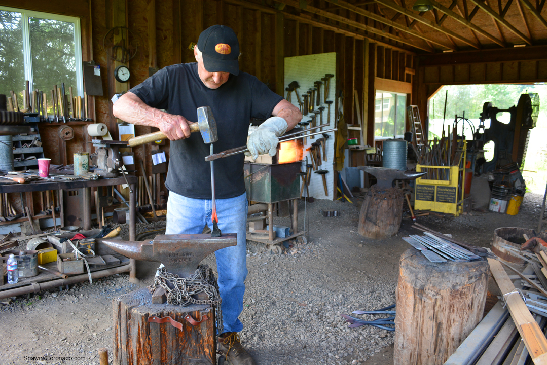 Red Pig Tools Bob Denman Tools Blacksmithing copyright Shawna Co