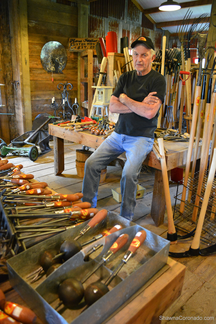 Red Pig Tools Bob Denman in Shop copyright Shawna Coronado