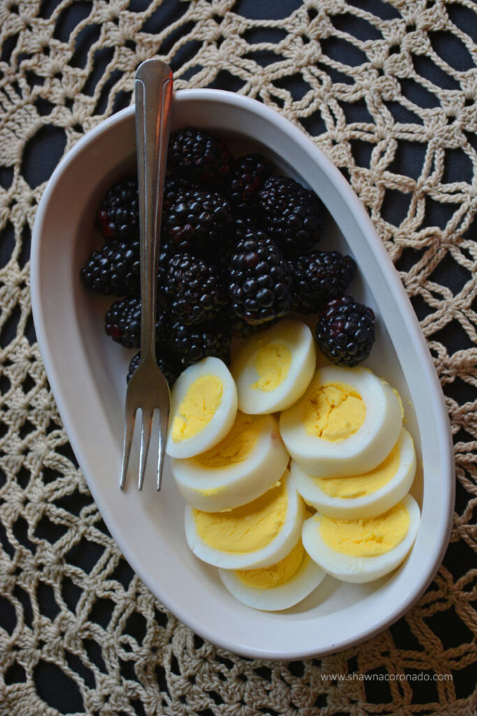 Basic Breakfast: Hardboiled Eggs N Berries Recipe