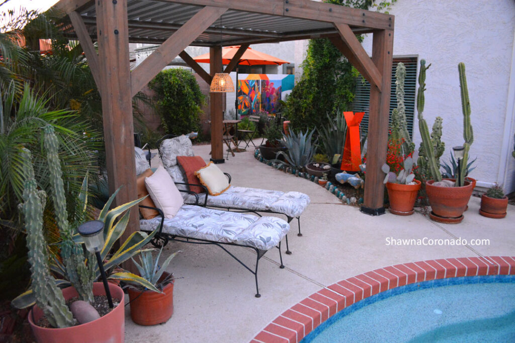 Modern-Fountain-Desert-Garden-Dusk